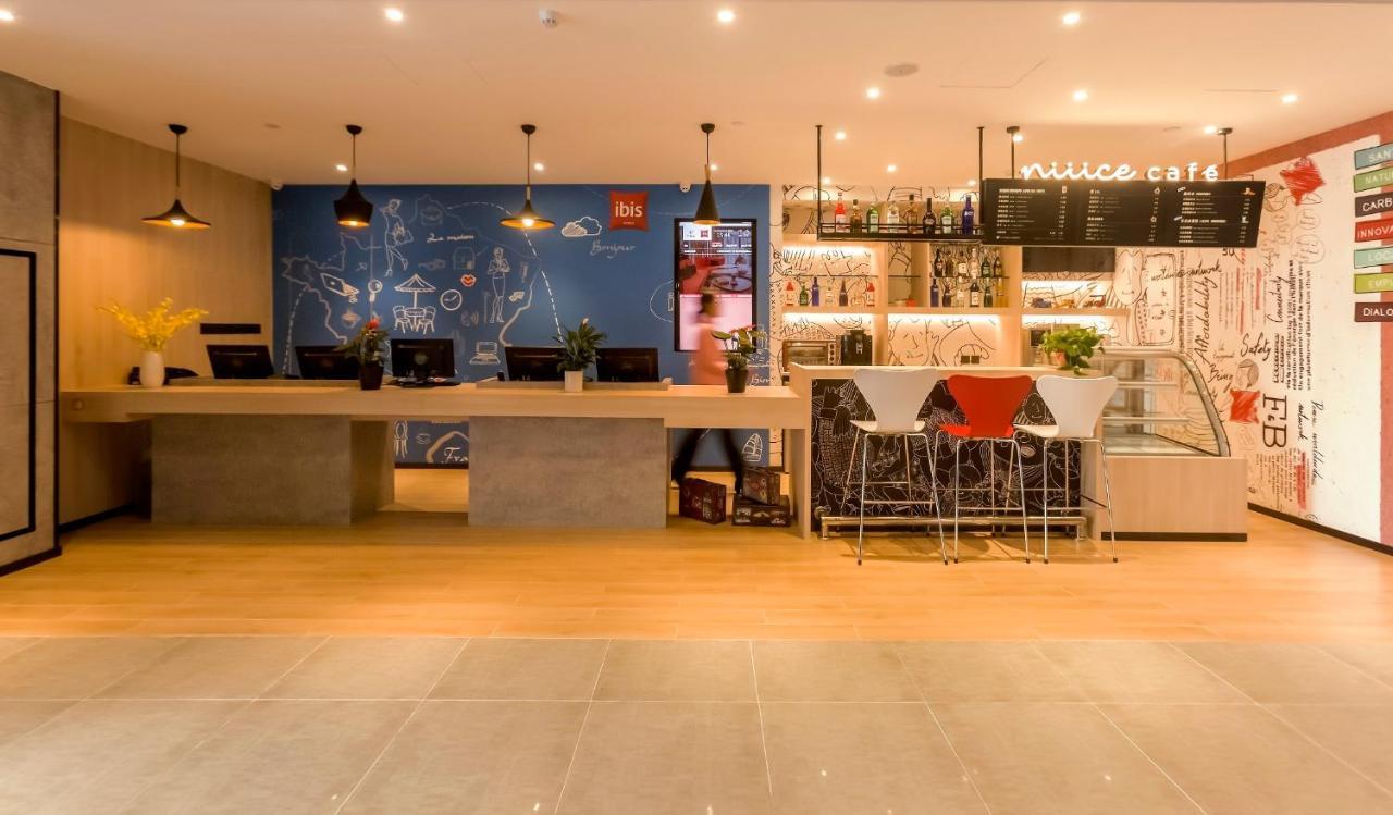 宜必思酒店郑州陇海路店 外观 照片